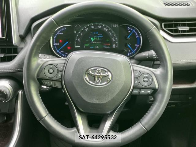 Toyota RAV4 2019-08 8649971-15