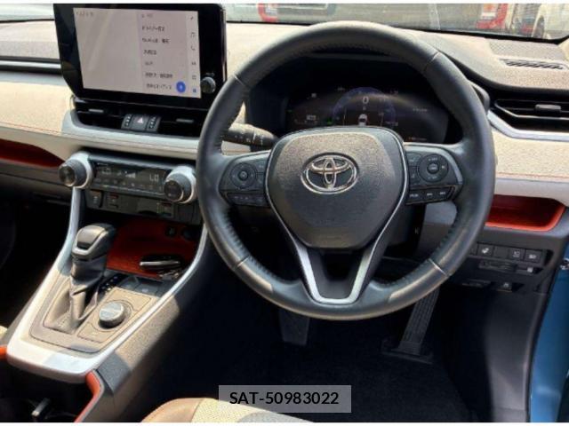 Toyota RAV4 2023-03 8650249-2