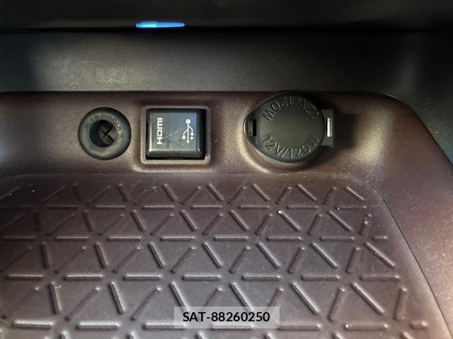 Toyota RAV4 2019-08 8650761-19