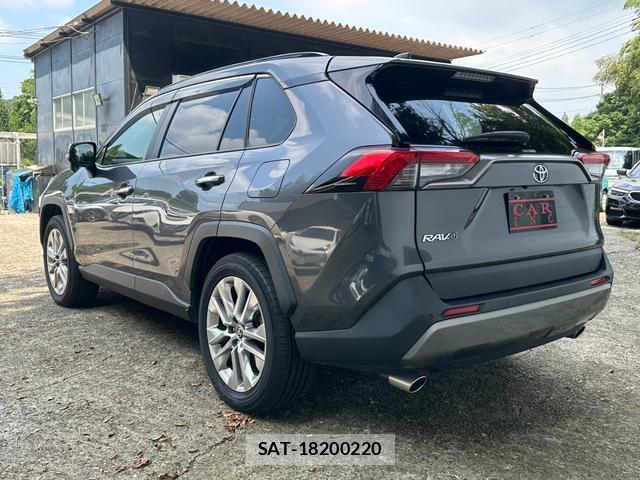 Toyota RAV4 2019-09 8651236-17