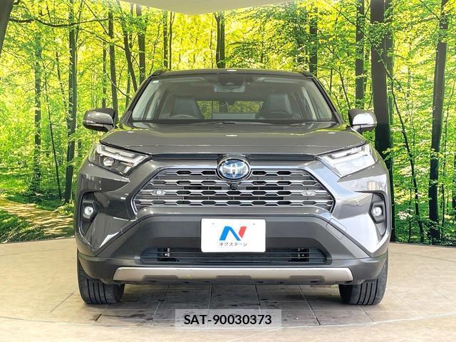 Toyota RAV4 2023-10 8651566-13