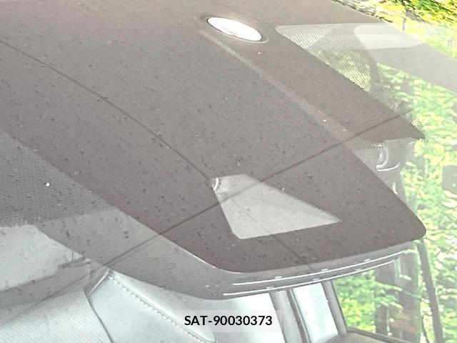 Toyota RAV4 2023-10 8651566-2