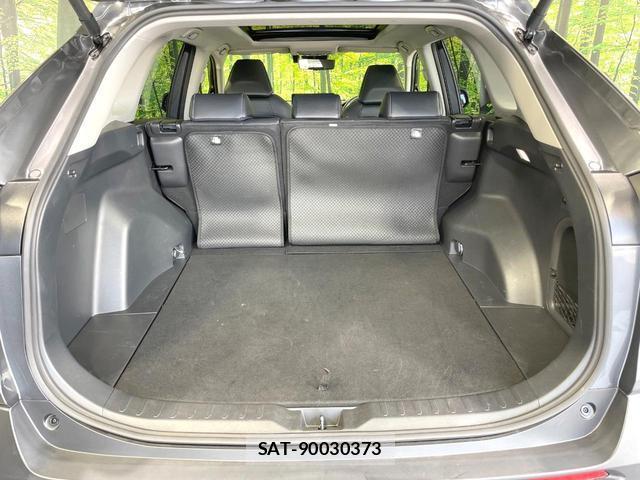 Toyota RAV4 2023-10 8651566-9