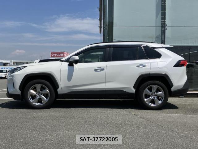 Toyota RAV4 2019-06 8651589-1