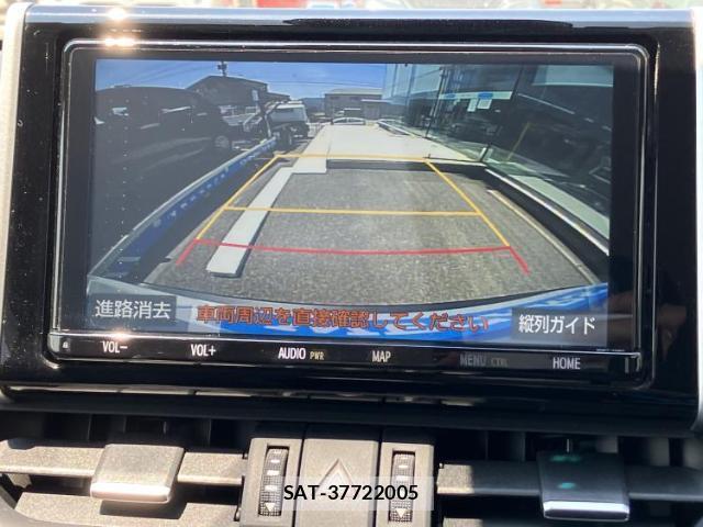 Toyota RAV4 2019-06 8651589-11