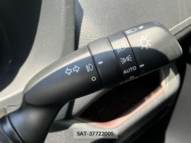 Toyota RAV4 2019-06 8651589-15