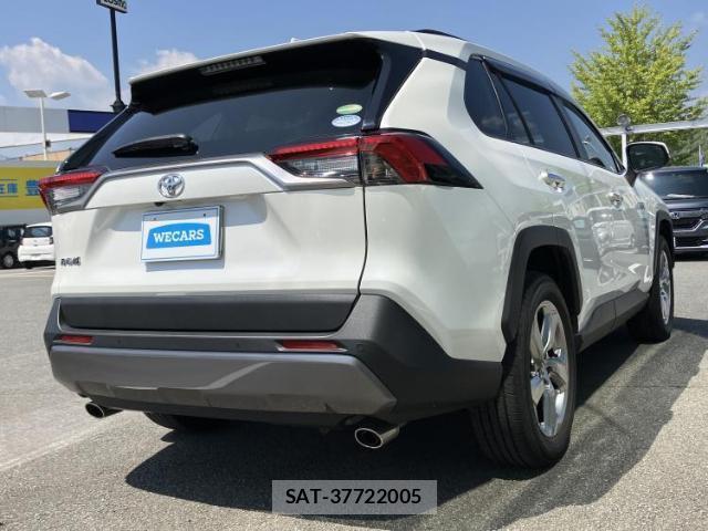 Toyota RAV4 2019-06 8651589-2