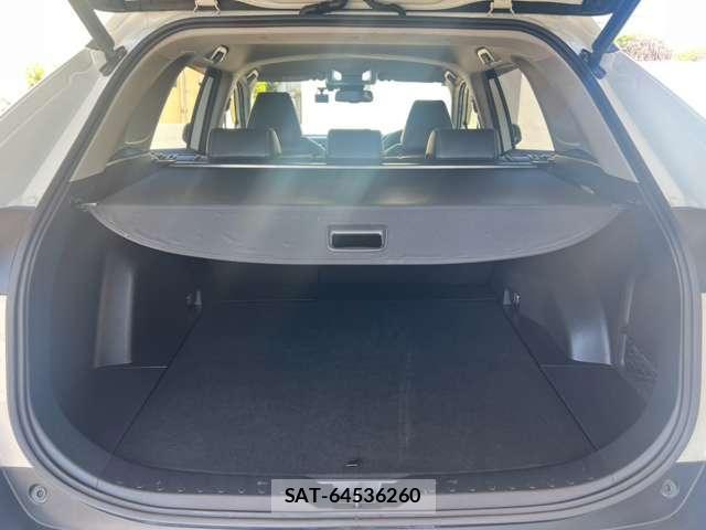Toyota RAV4 2019-08 8651609-14