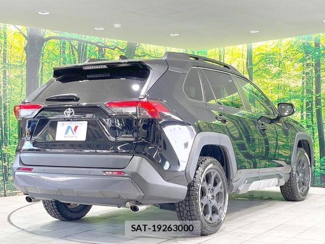 Toyota RAV4 2021-02 8651703-16