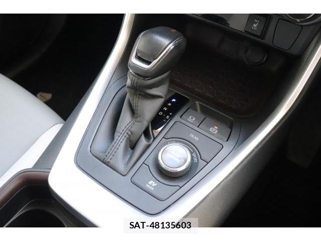 Toyota RAV4 2020-12 8652213-11