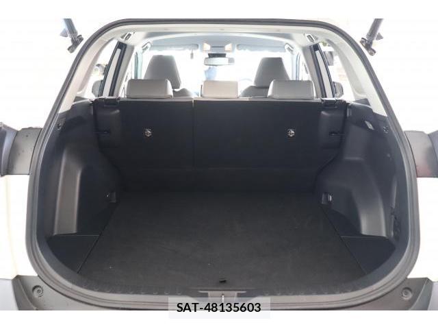 Toyota RAV4 2020-12 8652213-17