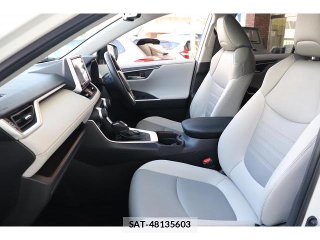 Toyota RAV4 2020-12 8652213-9