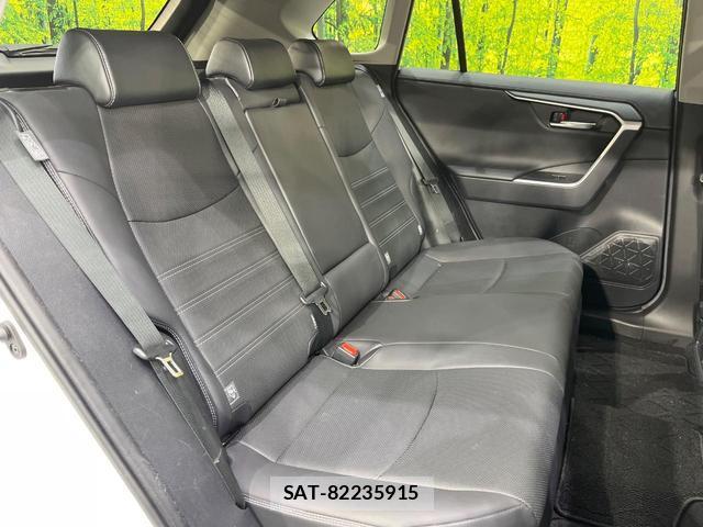 Toyota RAV4 2023-02 8652319-8