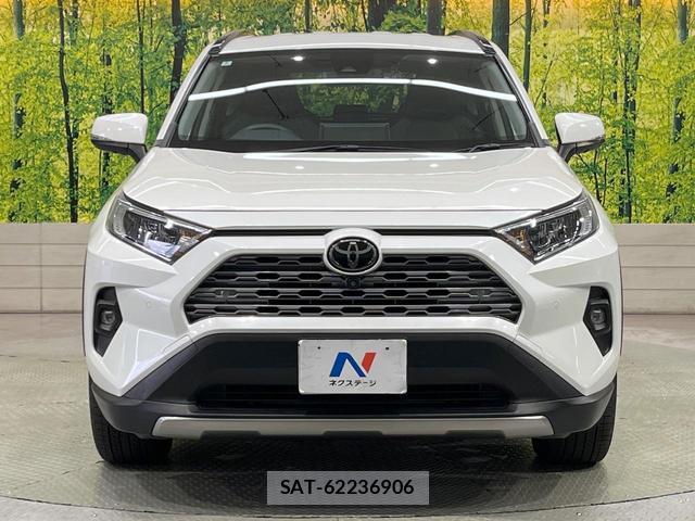 Toyota RAV4 2022-02 8652320-13