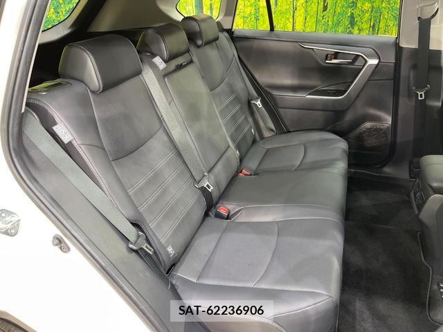 Toyota RAV4 2022-02 8652320-8