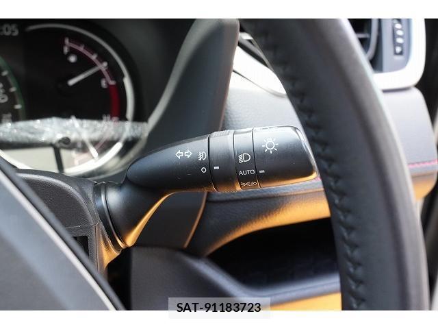Toyota RAV4 2021-08 8652557-11