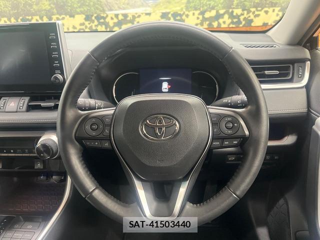 Toyota RAV4 2021-07 8652628-10