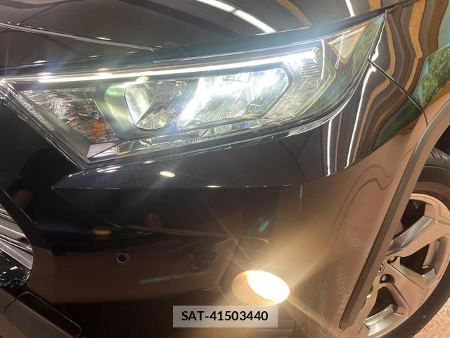 Toyota RAV4 2021-07 8652628-11