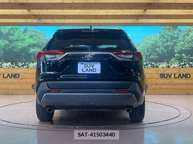 Toyota RAV4 2021-07 8652628-14