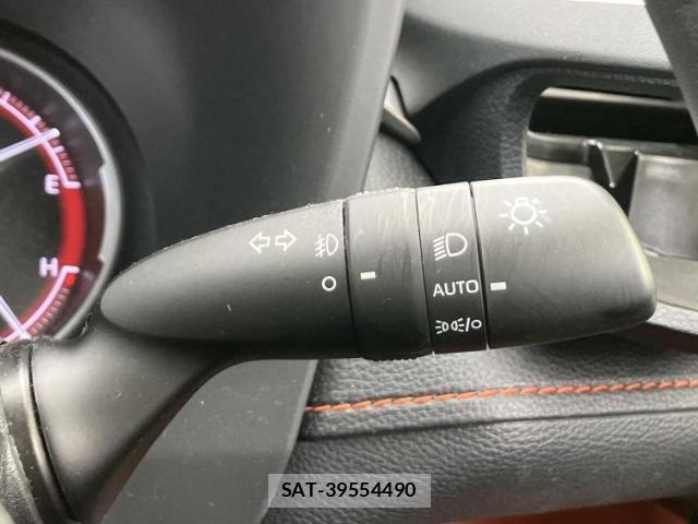Toyota RAV4 2021-05 8652643-15