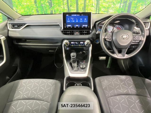 Toyota RAV4 2021-05 8652755-1