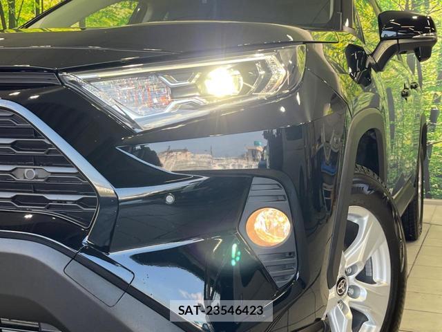 Toyota RAV4 2021-05 8652755-11