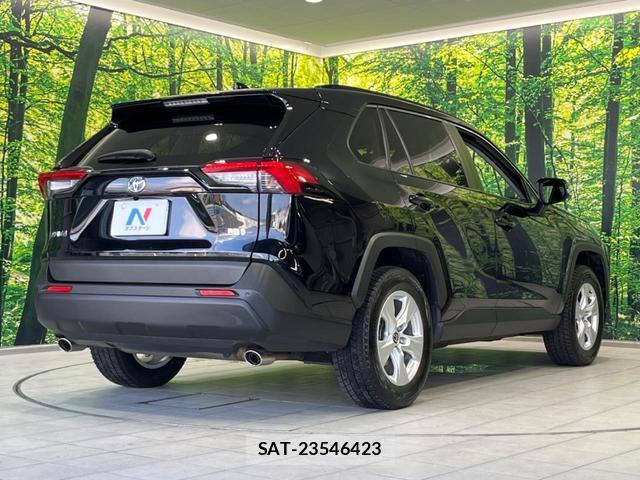 Toyota RAV4 2021-05 8652755-16