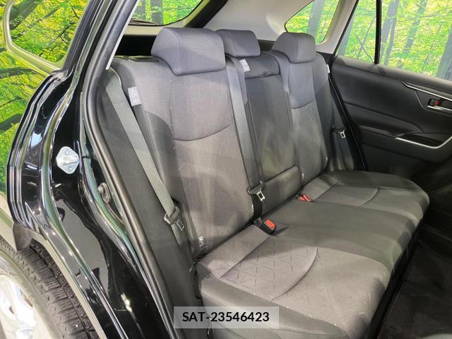 Toyota RAV4 2021-05 8652755-8