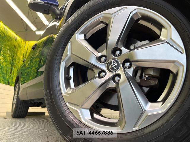 Toyota RAV4 2019-07 8653251-11