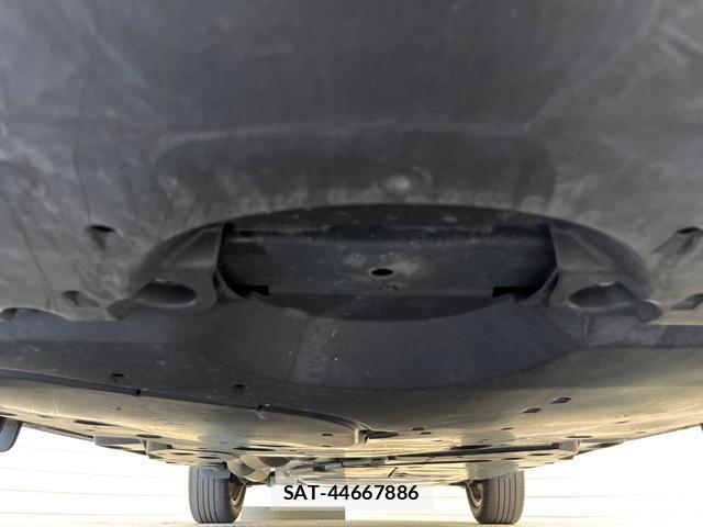 Toyota RAV4 2019-07 8653251-17