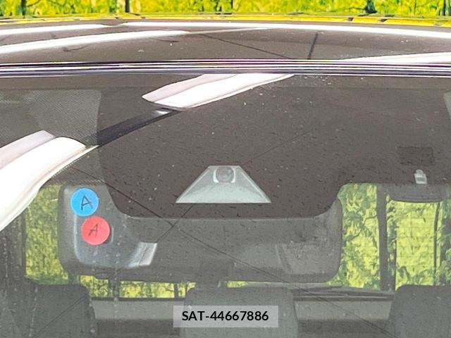 Toyota RAV4 2019-07 8653251-3