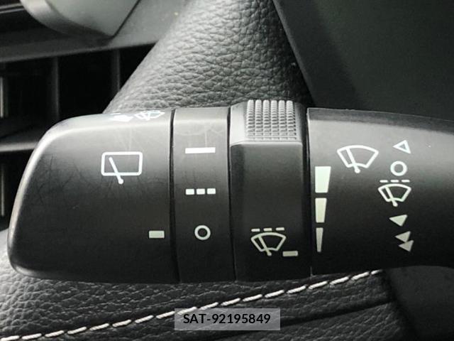 Toyota RAV4 2021-01 8653481-16