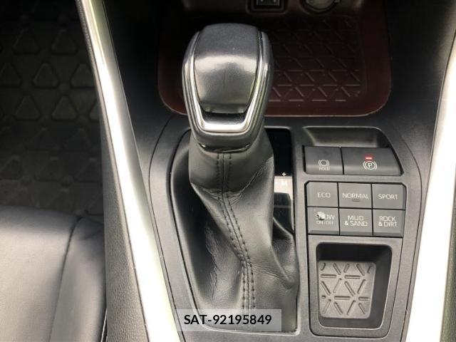 Toyota RAV4 2021-01 8653481-17