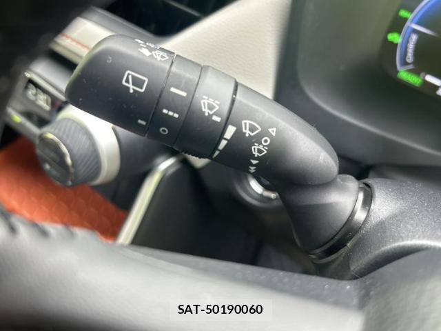 Toyota RAV4 2023-08 8653569-17
