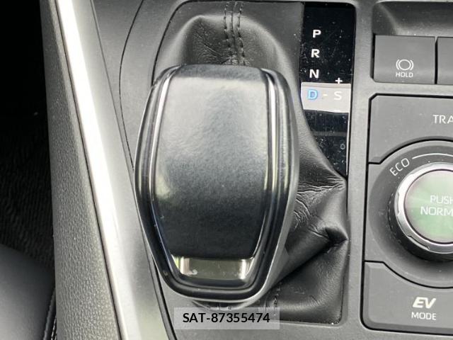 Toyota RAV4 2020-08 8653590-17