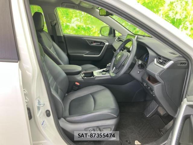 Toyota RAV4 2020-08 8653590-3