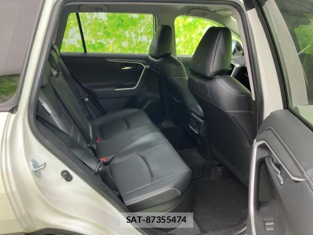 Toyota RAV4 2020-08 8653590-4