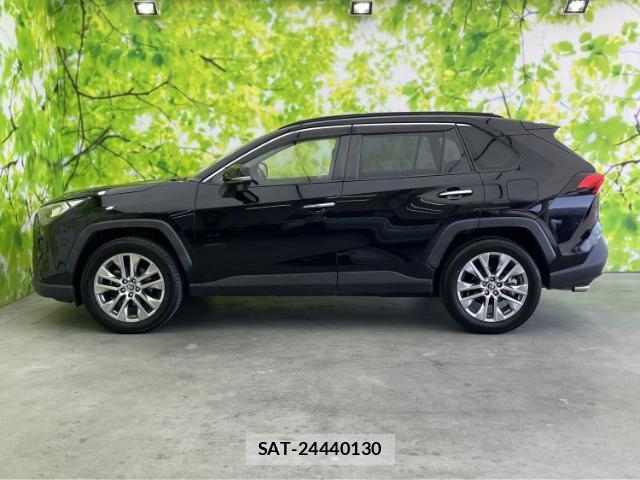 Toyota RAV4 2020-10 8653647-1