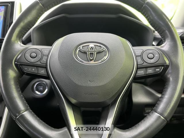 Toyota RAV4 2020-10 8653647-14