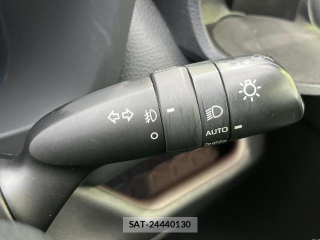 Toyota RAV4 2020-10 8653647-15