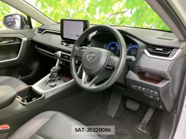 Toyota RAV4 2023-12 8653654-4