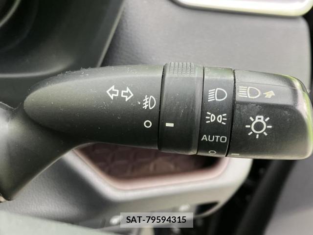 Toyota RAV4 2020-07 8653776-15