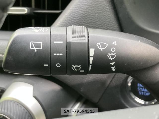 Toyota RAV4 2020-07 8653776-16