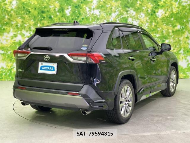 Toyota RAV4 2020-07 8653776-2