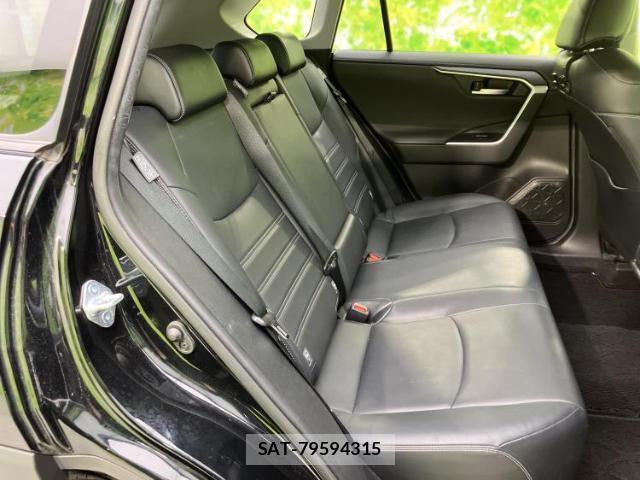 Toyota RAV4 2020-07 8653776-4