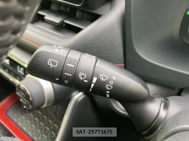 Toyota RAV4 2024-01 8653778-16