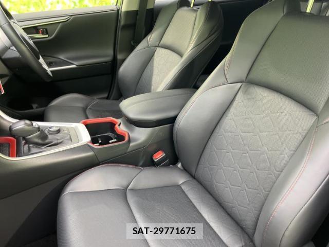 Toyota RAV4 2024-01 8653778-5