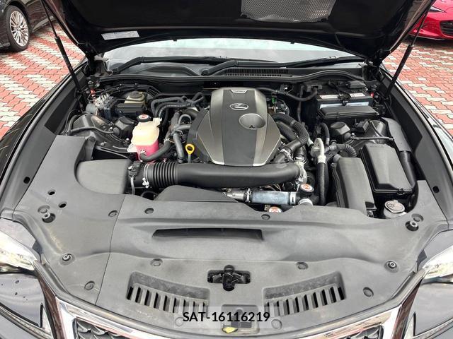 Lexus RC 2016-06 8648327-17