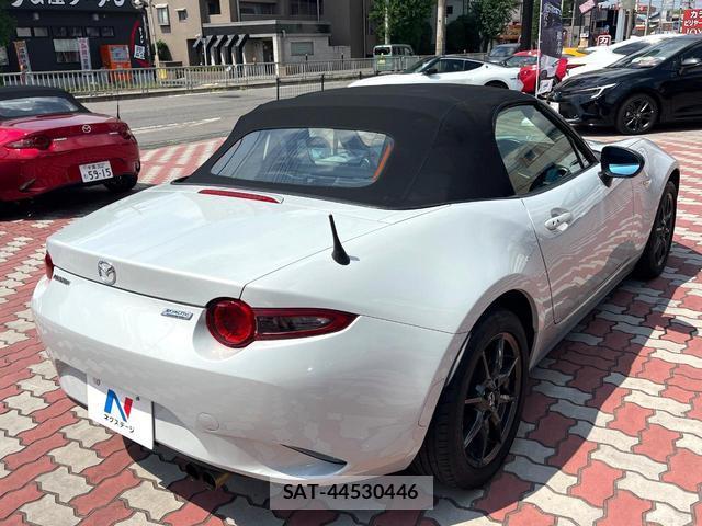 Mazda ROADSTER 2016-05 8648322-16