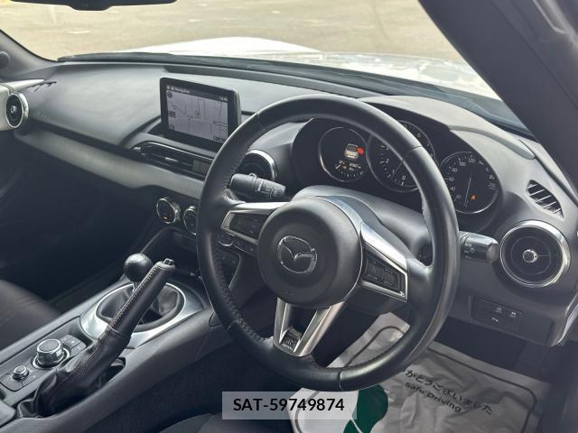 Mazda ROADSTER 2018-08 8649911-11